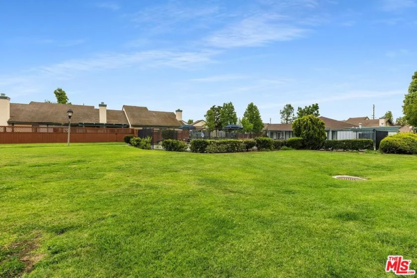 455 Bancroft photo 41