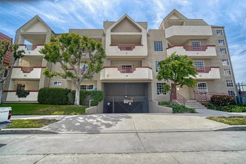 5127 Klump Avenue #108 photo 1