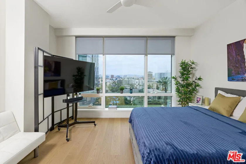 877 S Francisco Street #1220 photo 7