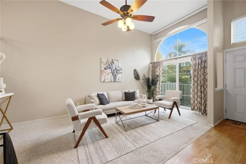 5455 Sylmar #1402 photo 2