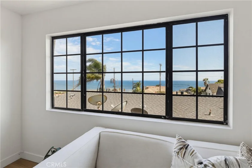 4029 S Pacific photo 7