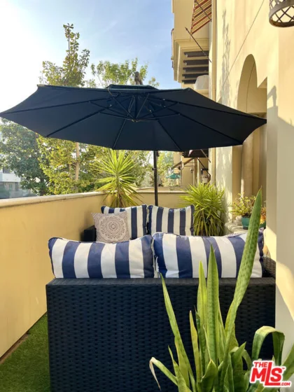 5037 Rosewood Avenue #101 photo 13