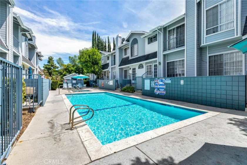 7420 Corbin Avenue #8 photo 31