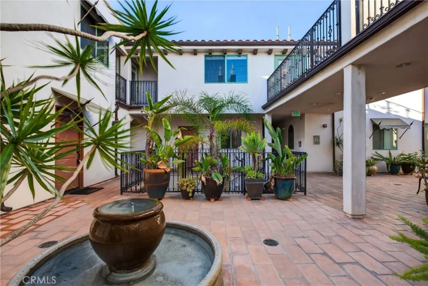 4301 Los Feliz #12 photo 13