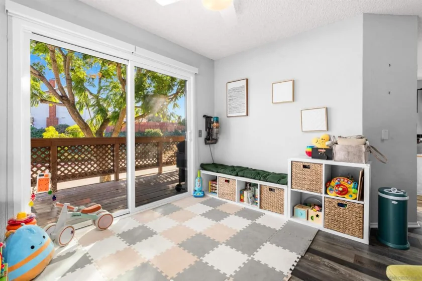 8896 Highwood Drive #C photo 15