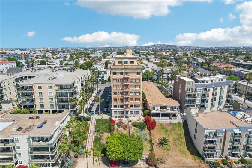 1030 E Ocean Boulevard #401 photo 8