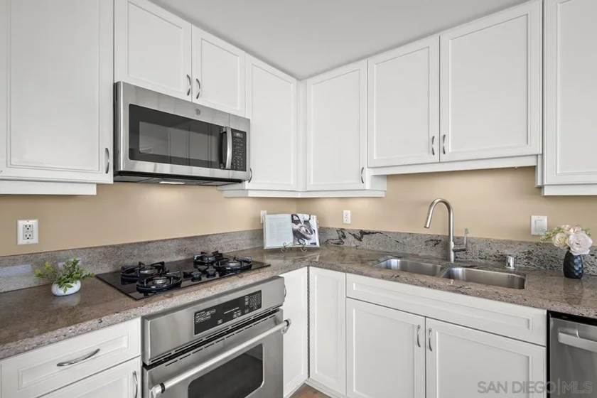 555 Front Street #1803 photo 41