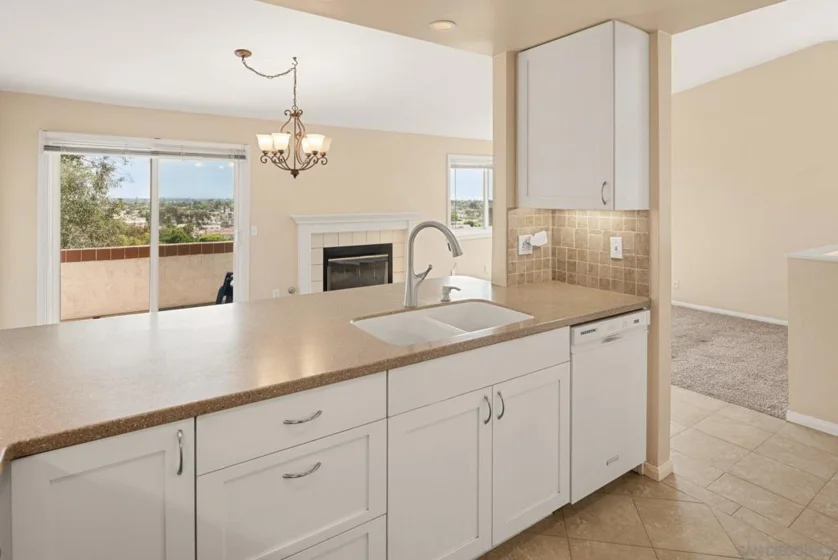 3866 Murray Hill photo 29