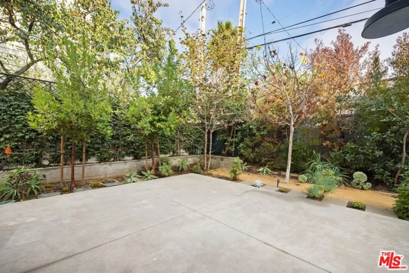 1037 21st Street photo 17