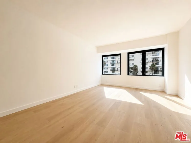 10520 Wilshire Boulevard #701 photo 17