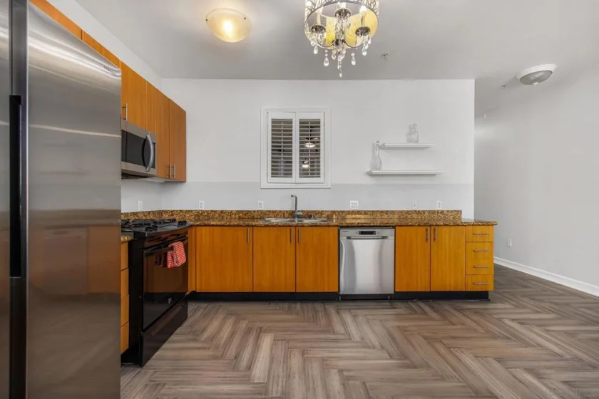 1480 Broadway #2308 photo 22