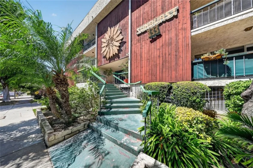333 Burchett Street #206 photo 3