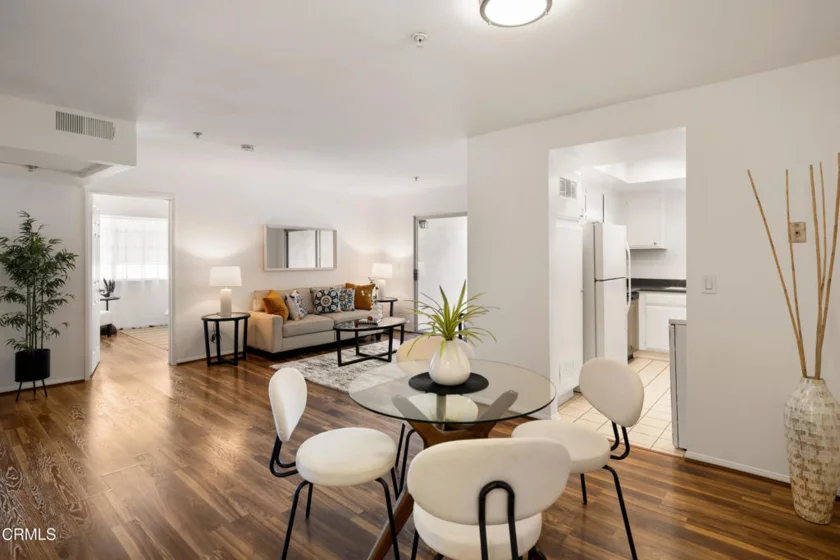 449 N Catalina Avenue #209 photo 1