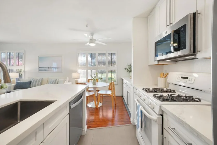 18242 Parkview Lane #208 photo 14