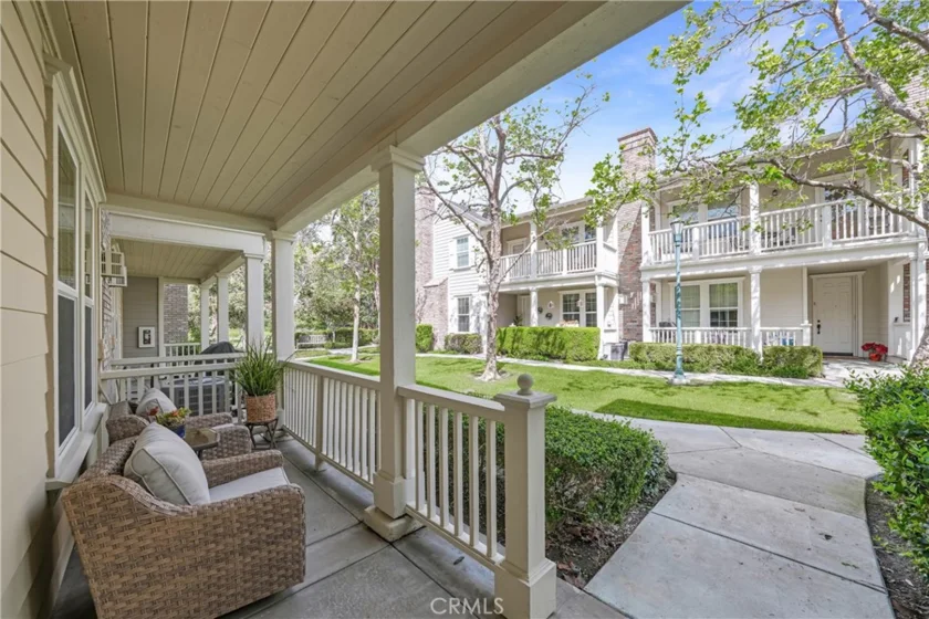 5 Lynde photo 1