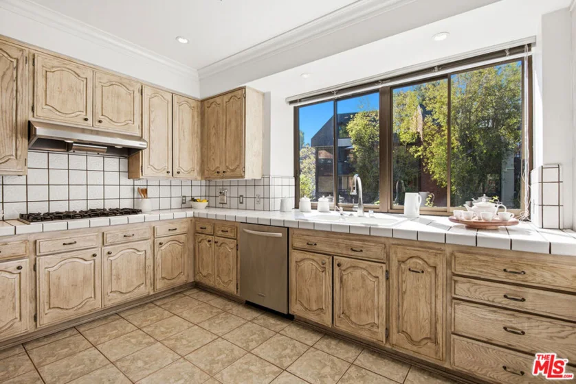 4784 Park Encino Lane #103 photo 9