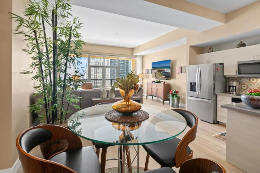 350 W Ash Street #809 photo 13