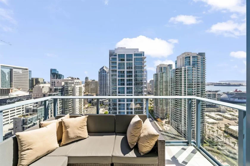 1388 Kettner Boulevard #2706 photo 7