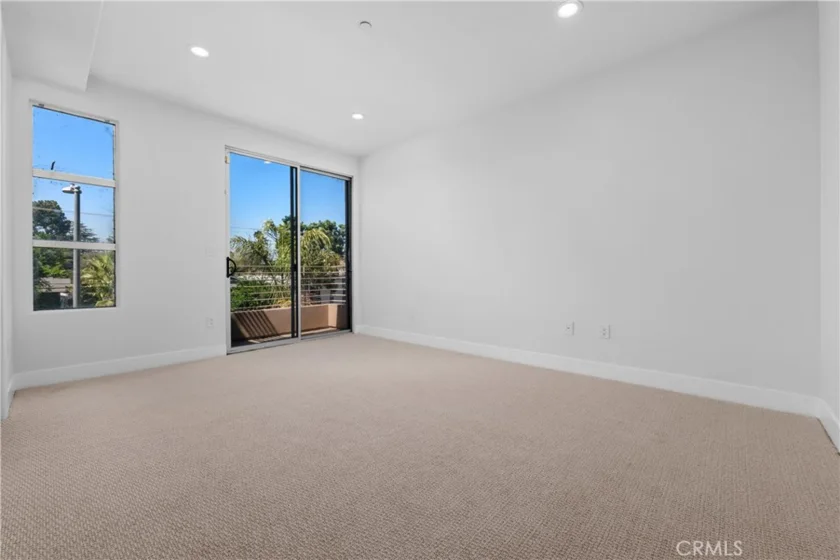 13440 Moorpark Street #101 photo 31