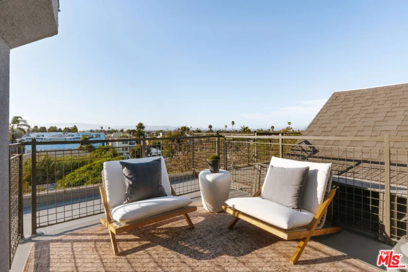 208 S Venice Boulevard #A photo 14
