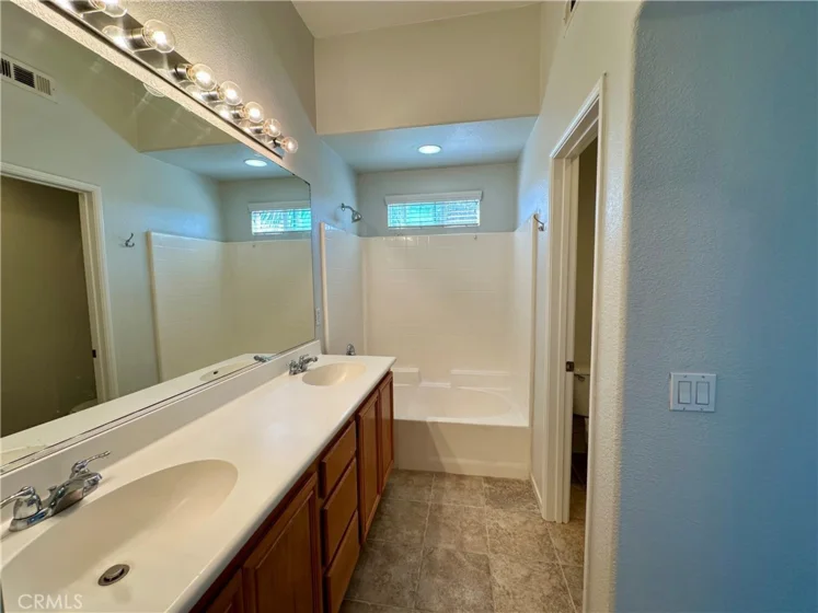 25192 Meadow Walk #1 photo 10