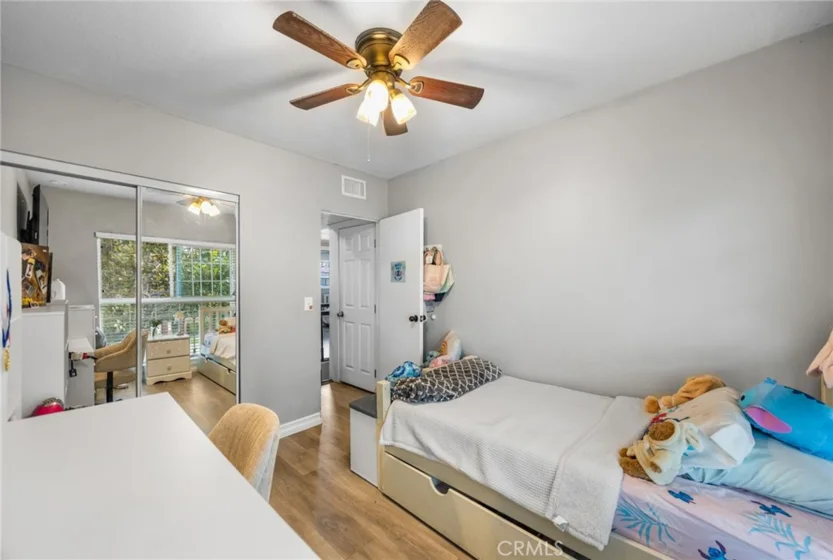 1800 W Gramercy #14 photo 19