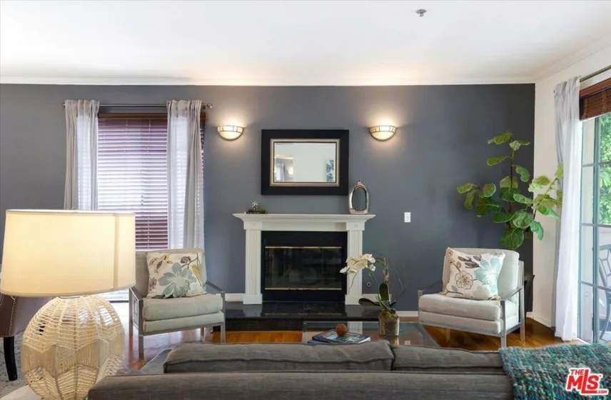 1401 S Bentley Avenue #202 photo 4