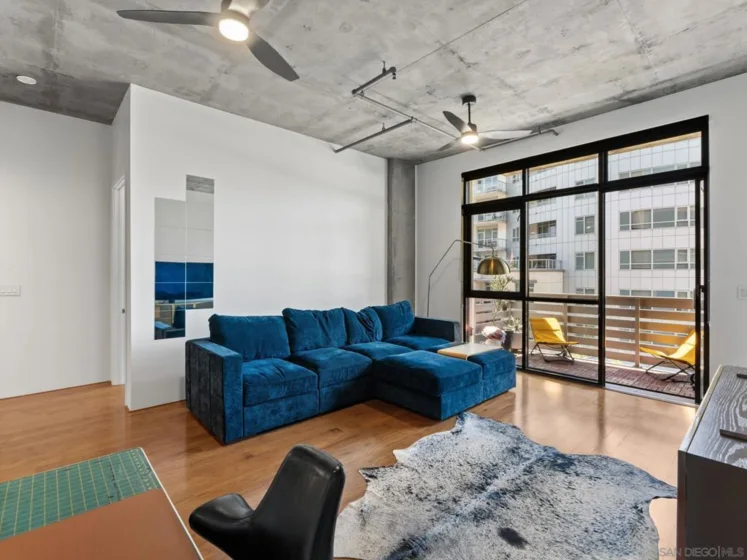 527 10th Avenue #402 photo 5