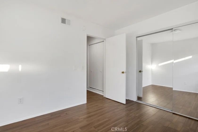 7240 Shirley #102 photo 19