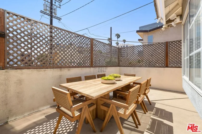 2222 Neilson Way #102 photo 18