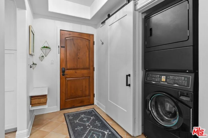 5037 Rosewood Avenue #101 photo 21
