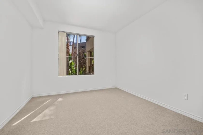 2253 Martin #220 photo 29