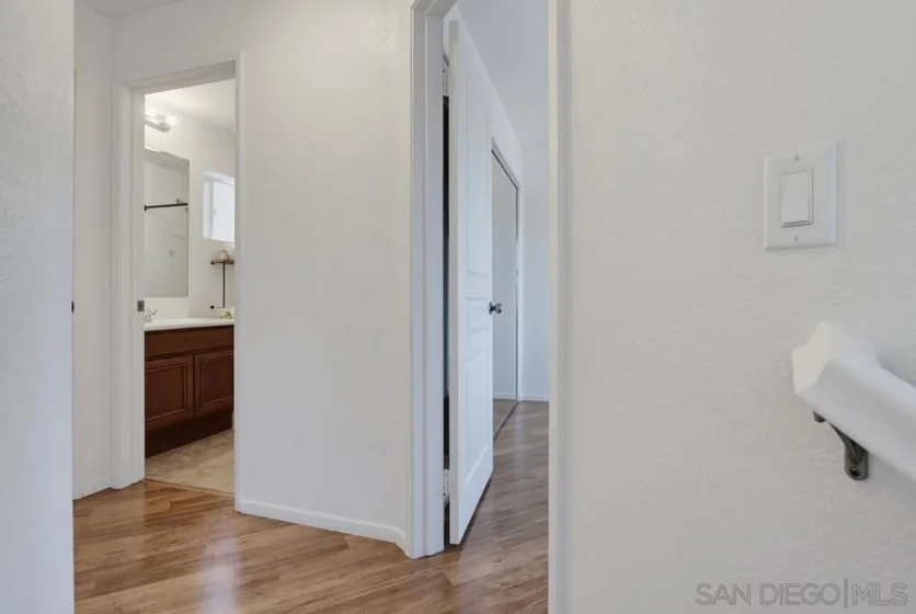 550 Almond Road photo 11