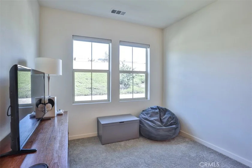 608 White Oaks photo 17