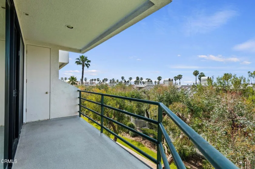 2920 Neilson Way #304 photo 17