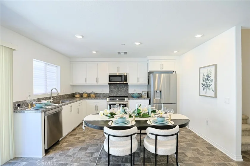 7486 Olive Grove photo 9