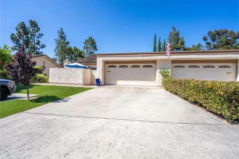 814 Cardamom Court photo 1