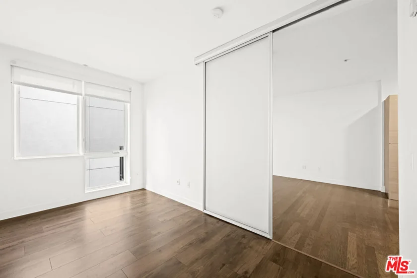 1234 Wilshire Boulevard #422 photo 10