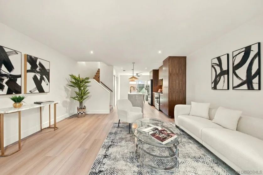 435 Woodlawn Avenue #D photo 4