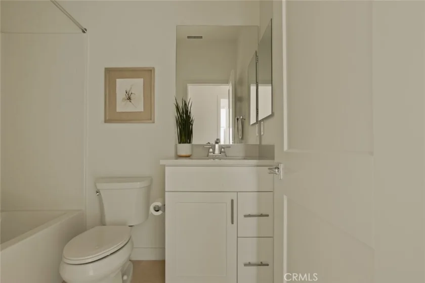 10942 Champions Lane photo 32