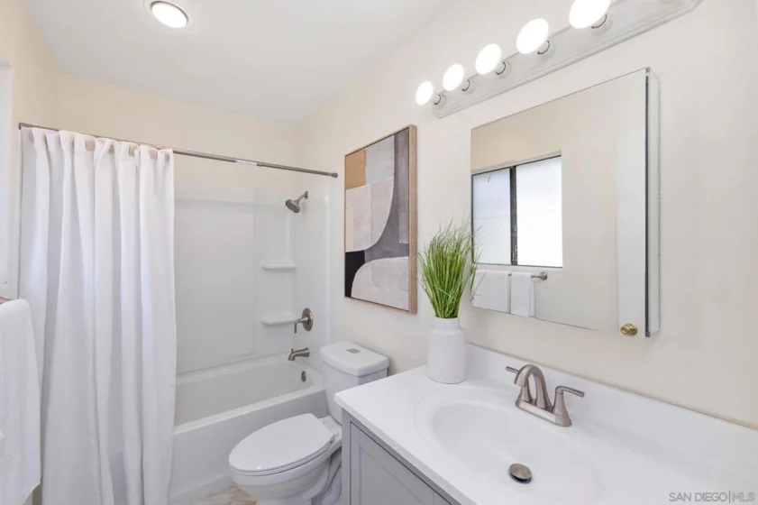 627 13th Street #23 photo 17