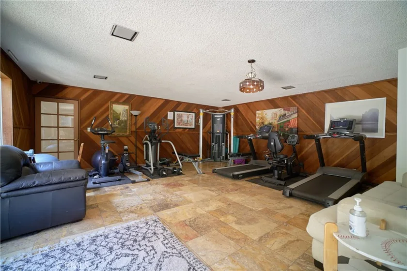 525 S Ardmore #338 photo 6