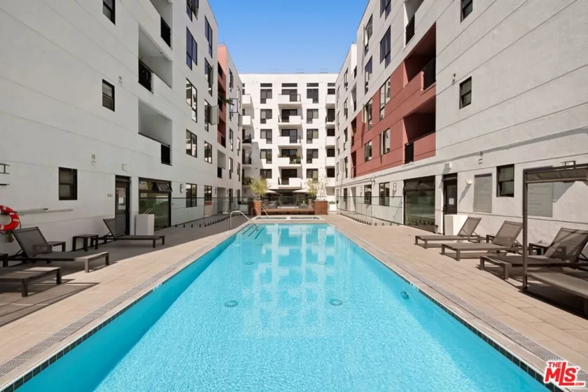 1234 Wilshire Boulevard #204 photo 2
