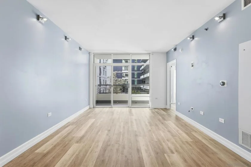 425 W Beech Street #336 photo 19