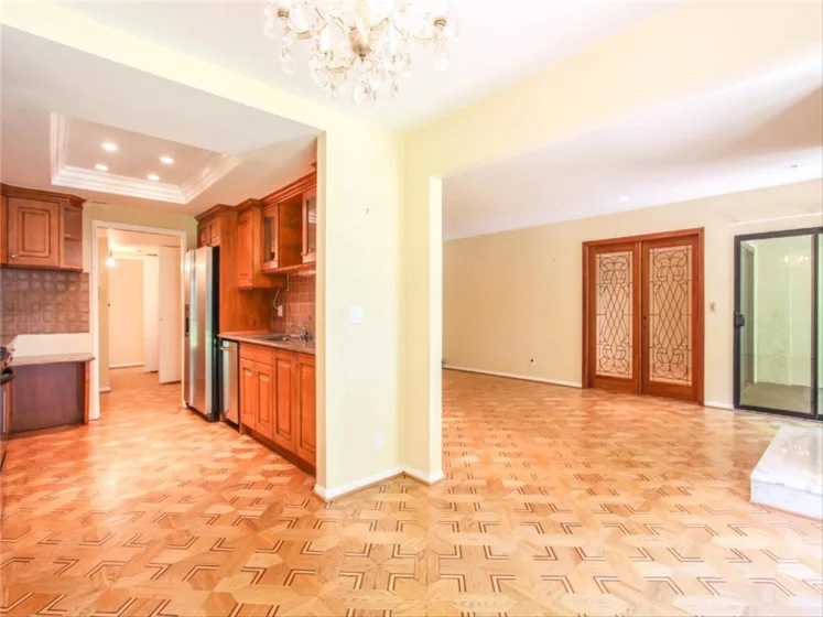 9025 Keith Avenue #203 photo 1