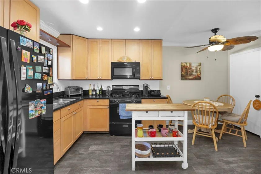 19746 Kingswood photo 7