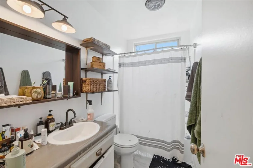 12940 Riverside Drive #201 photo 12