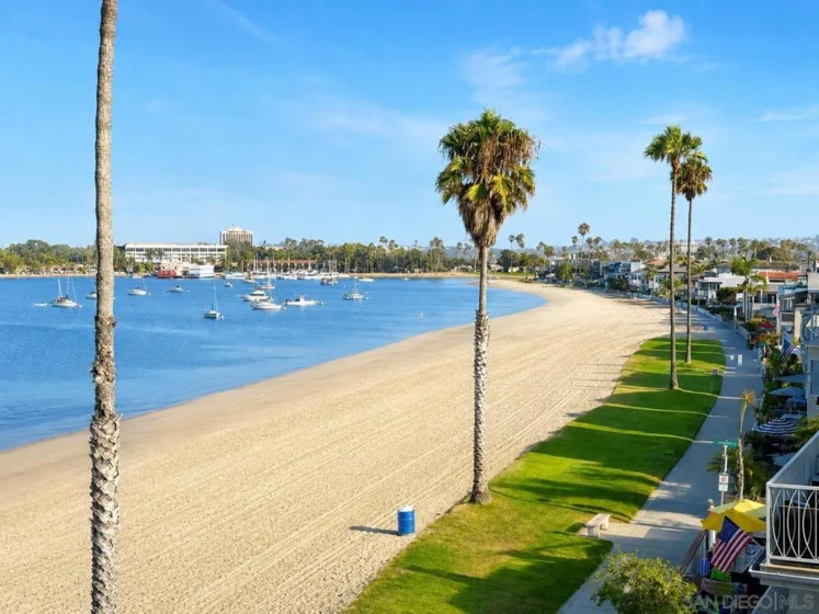 3468 Bayside #E photo 13