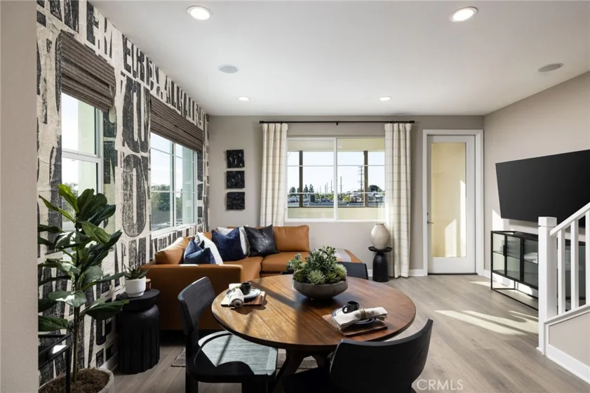 326 E William Way photo 12