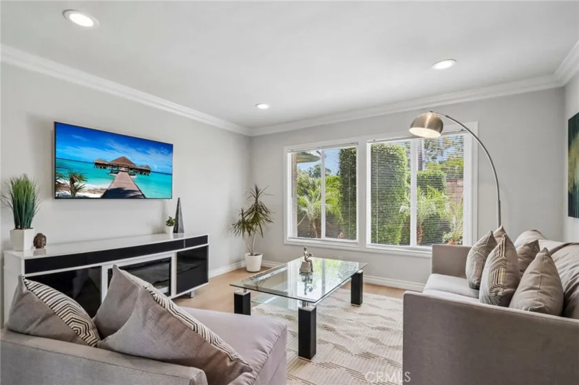 25308 Crocker photo 1